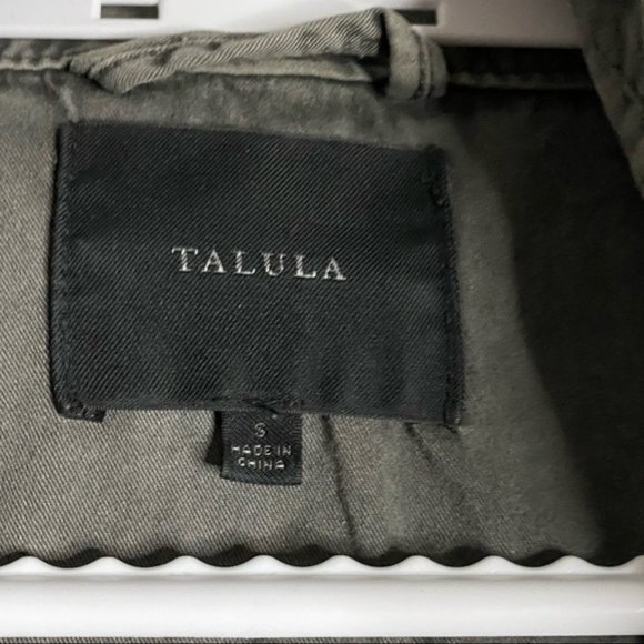 Talula Women's Utility Full Zip Hooded Jacket - Picture 3 of 10